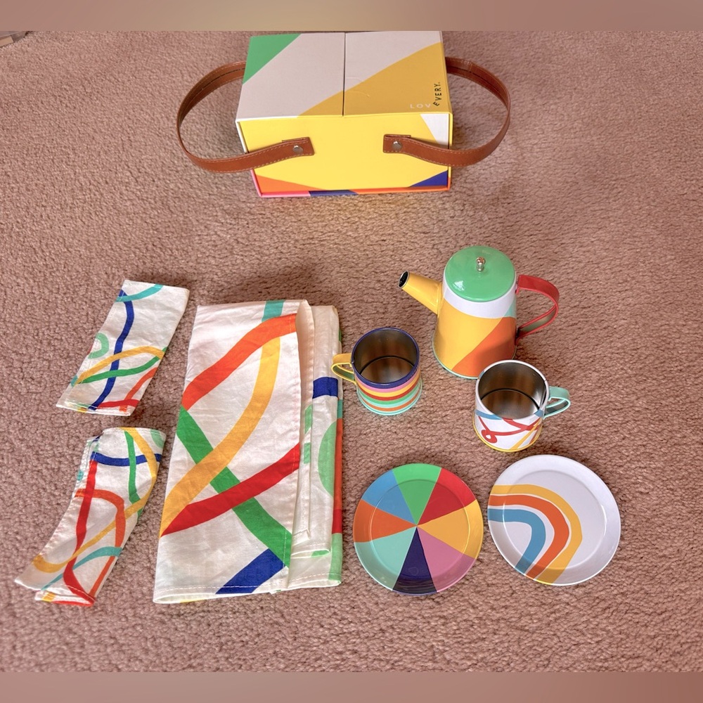 Lovevery Colorful Geometric Tea Set with Box